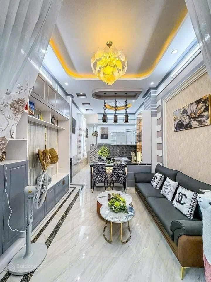 Nhà đẹp hoàn công chưa tới 3 tỷ  120m2, ngay ngã 3 sở gà, gần bv hoàn mỹ & kdl đại nam.