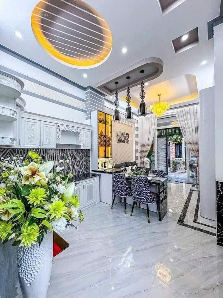 Nhà đẹp hoàn công chưa tới 3 tỷ  120m2, ngay ngã 3 sở gà, gần bv hoàn mỹ & kdl đại nam.