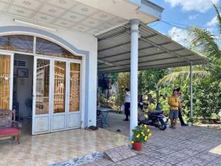 Chủ kẹt tiền cần bán gấp căn nhà vườn