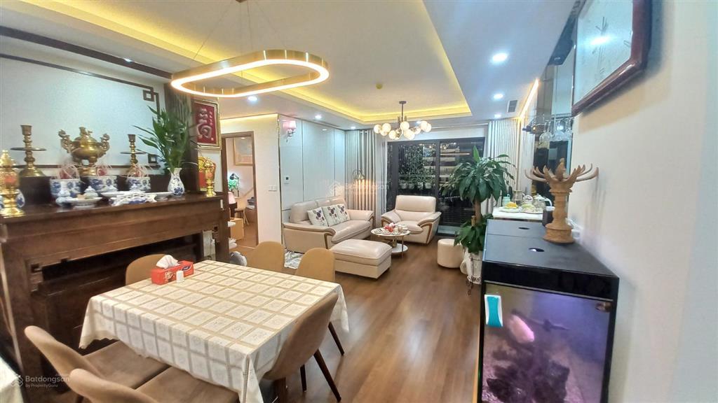 Giá sốc 8 tỷ  tôi chính chủ bán căn 3n 99m² greenpark, sẵn sổ. view hồ yên sở.  0366 261 ***