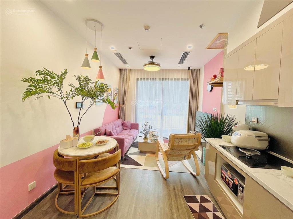 Chỉ 1 tỷ990tr nhận ngay căn studio tầng trung hướng mát view thoáng tặng đồ tại vinhomes ocean park