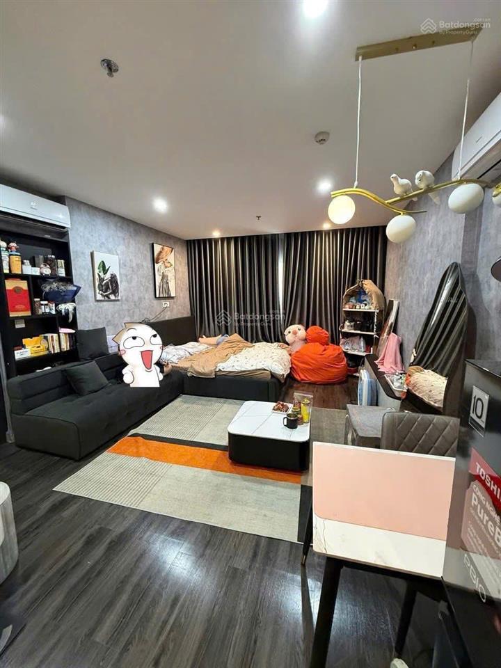 Chính chủ em cần tiền muốn bán căn studio giá chỉ 1 tỷ990tr full nội thất tại vinhomes ocean park