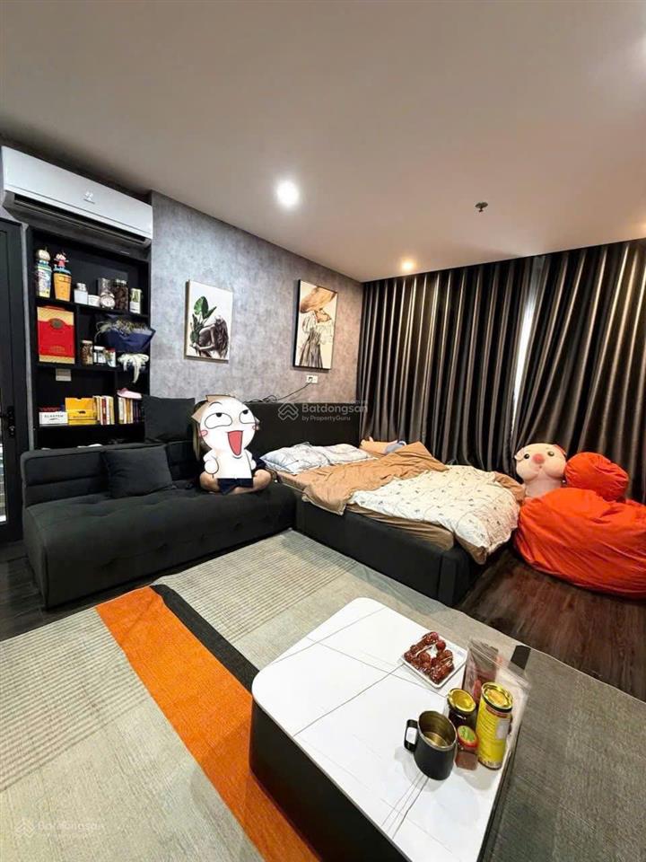 Chính chủ em cần tiền muốn bán căn studio giá chỉ 1 tỷ990tr full nội thất tại vinhomes ocean park