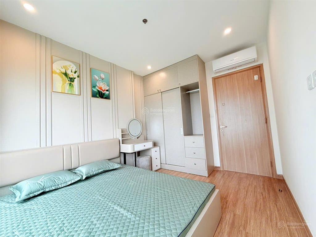 Bán gấp căn 3pn 2vs 80m2 full nội thất view thoáng, giá chỉ 4 tỷ300tr tại vinhomes ocean park