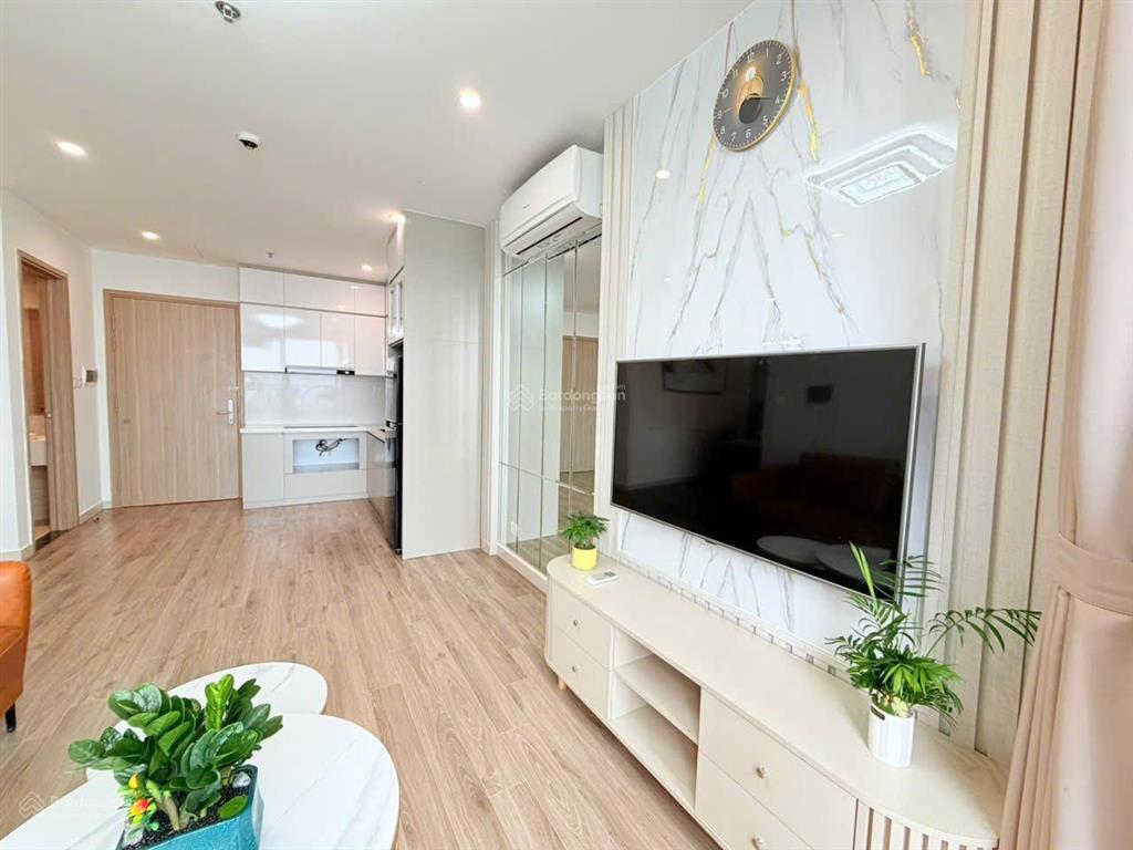 Bán gấp căn 3pn 2vs 80m2 full nội thất view thoáng, giá chỉ 4 tỷ300tr tại vinhomes ocean park