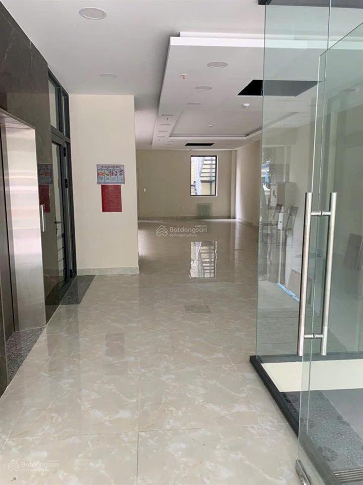 Chủ ngộp bank giảm 15 tỷ về 65 tỷ bán gấp toà văn phòng quận 1 dt 9x25m nở hậu cn 238m2 hầm 6 tầng