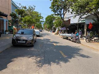 Đất biển sơn trà đường 7.5m lề 4 chỉ 11.5 tỷ