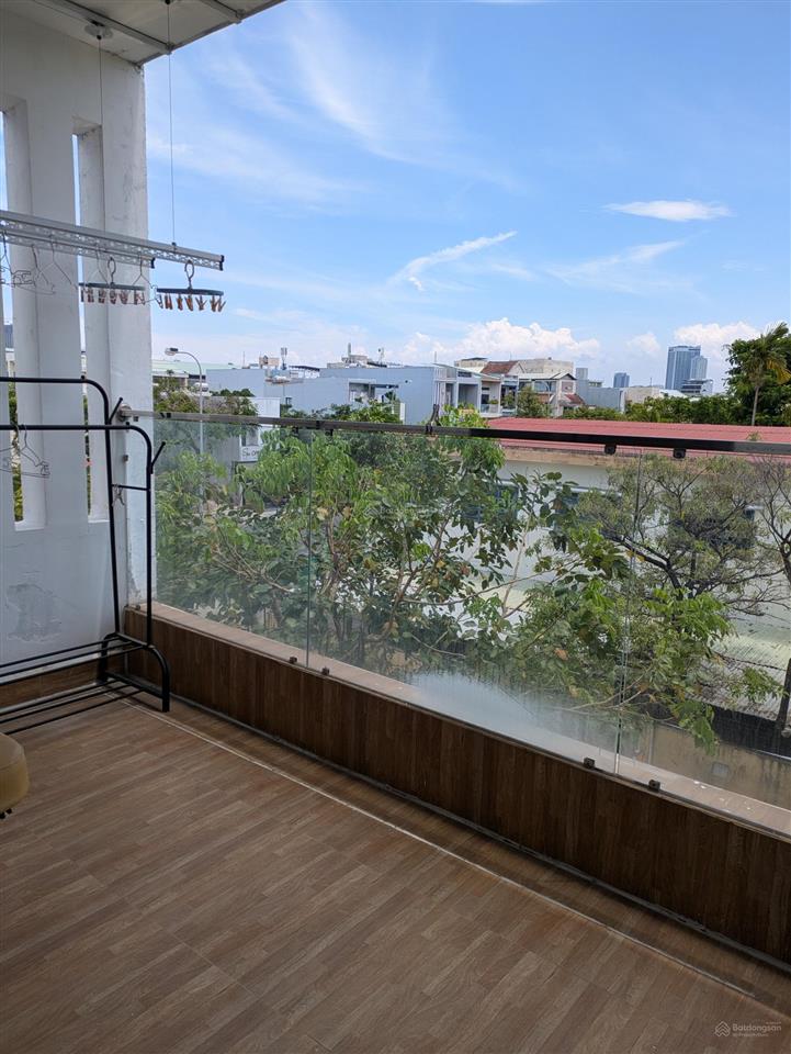Sơn trà  nhà 3 tầng đường 7.5m, lô kẹp cống kề góc ngã tư 2 đường lớn chỉ 12.5 tỷ
