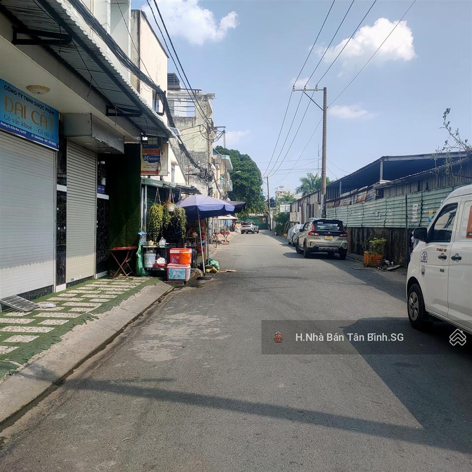 Chỉ hơn 7 tỷ có nhà nằm ở hẻm xe hơi, nhà 4 tầng đẹp ngụ tại phường 15 tân bình