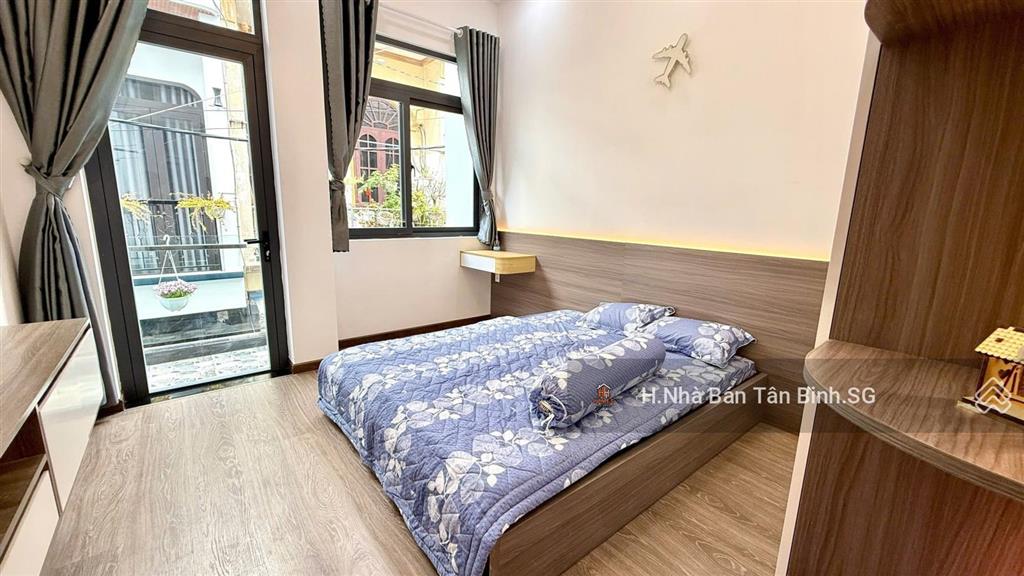 5,5 tỷ sở hữu ngay nhà phố 3 tầng 3pn ngay hẻm xe hơi phan huy ích