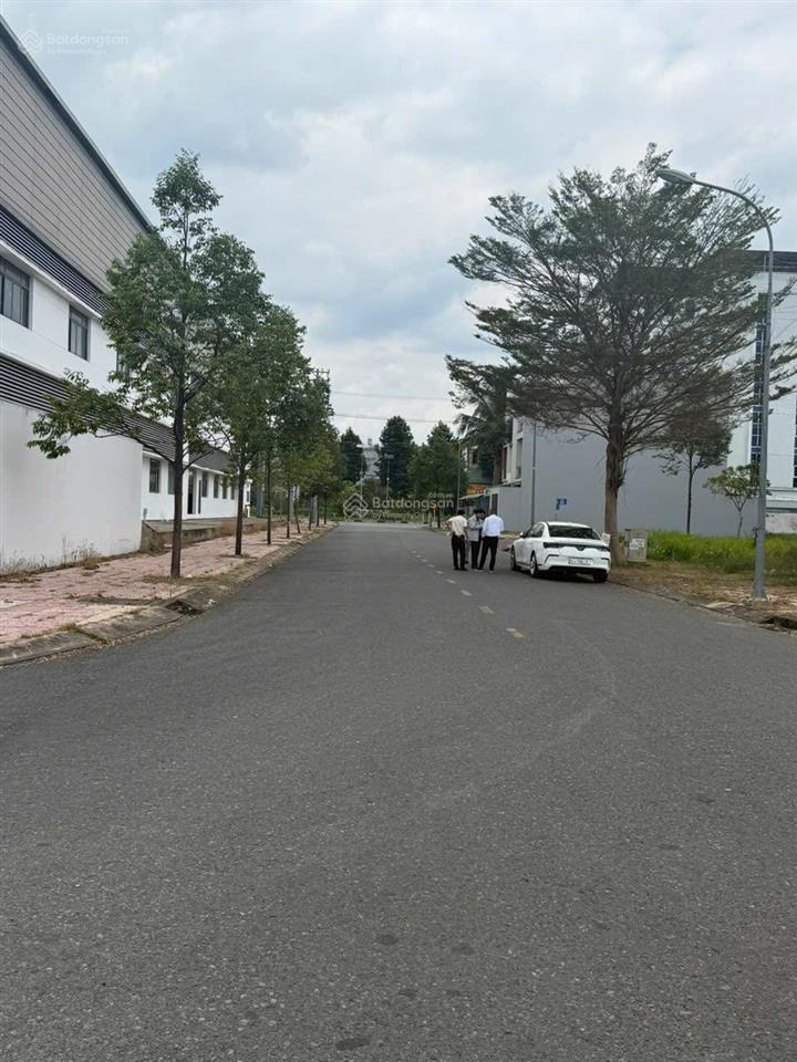 Ra nhanh lô đất mtd n4 phường 6, tân an, long an, tây ninh. dt 120m2(6x20m). giá 4tỷ820tr. shr