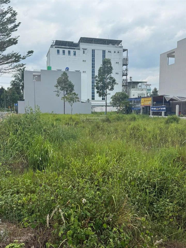 Ra nhanh lô đất mtd n4 phường 6, tân an, long an, tây ninh. dt 120m2(6x20m). giá 4tỷ820tr. shr
