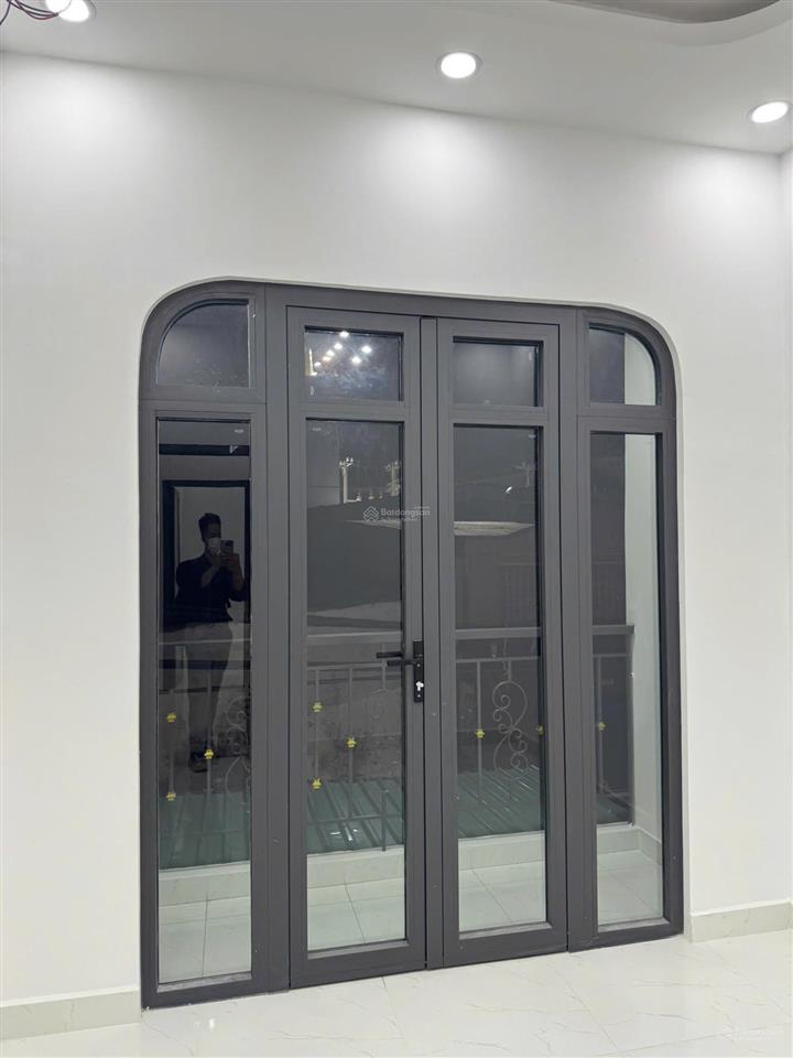 Bán nhà hương lộ 2. 33m2/4tỷ. 2pn2wc. 2 lầu. bình trị đông. bình tân. sổ riêng sẵn. hẻm xe hơi