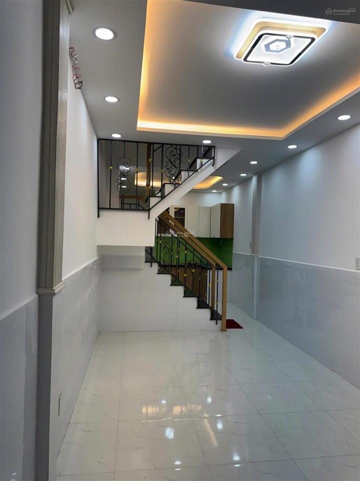 Bán nhà hương lộ 2. 33m2/4tỷ. 2pn2wc. 2 lầu. bình trị đông. bình tân. sổ riêng sẵn. hẻm xe hơi