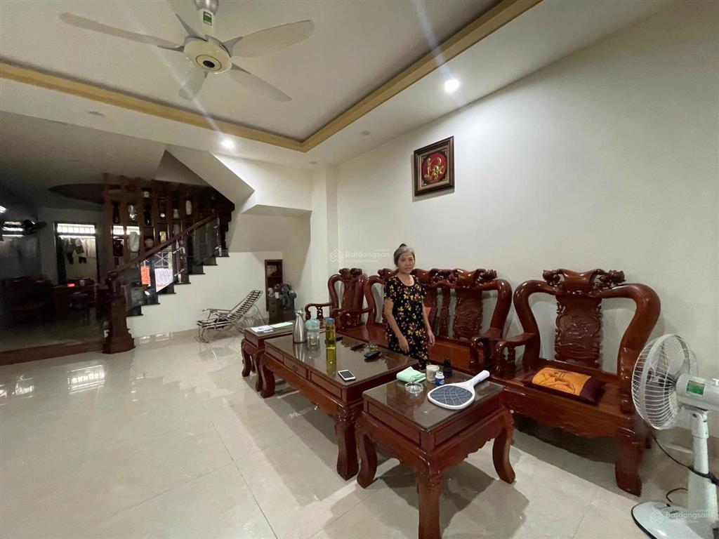 Nhà kdc thái xuân, vĩnh thái, tp nha trang. 1 trệt 2 lầu, 3pn4wcphòng khách. dtsd 220m2/12tỷ. shr