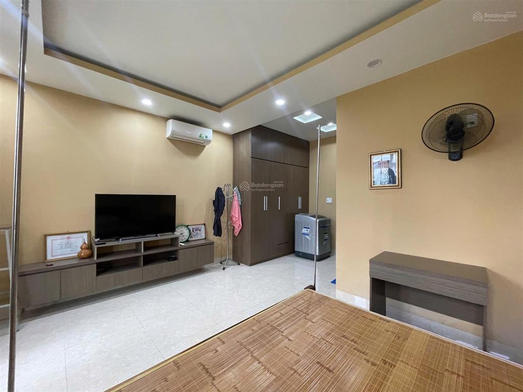 Nhà kdc thái xuân, vĩnh thái, tp nha trang. 1 trệt 2 lầu, 3pn4wcphòng khách. dtsd 220m2/12tỷ. shr