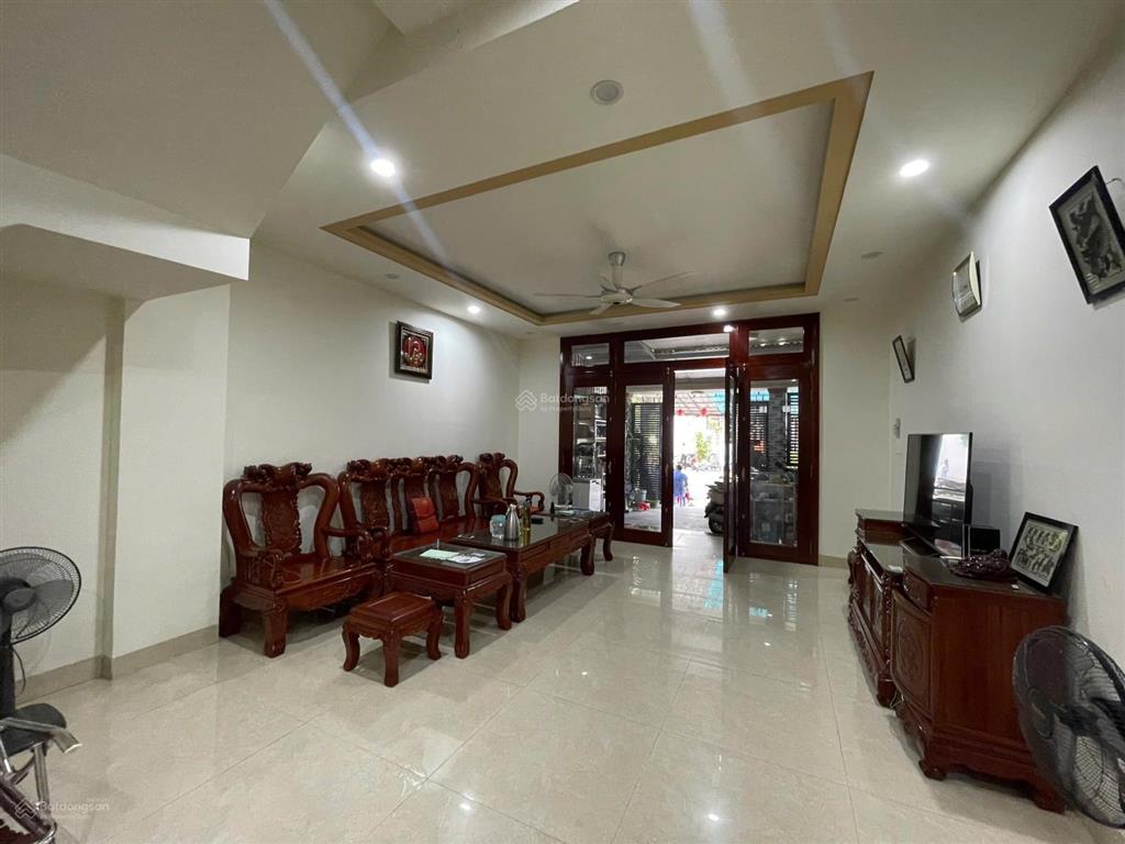 Nhà kdc thái xuân, vĩnh thái, tp nha trang. 1 trệt 2 lầu, 3pn4wcphòng khách. dtsd 220m2/12tỷ. shr