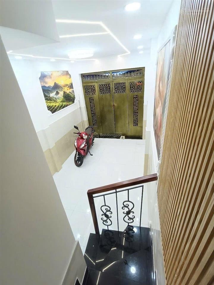 Nhà mtd 14a bình hưng hoà, 3 lầu, 3pn3wc. giá sang tên chỉ 2tỷ630triệu. sổ sẵn