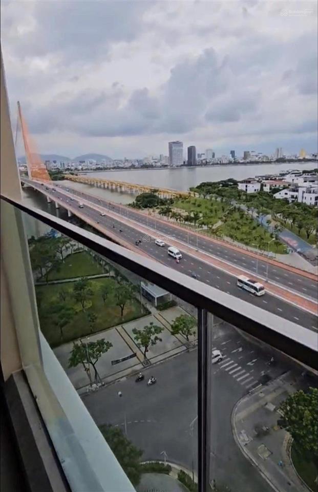 Bán stu panoma 2 view sông đầy đủ nội thất 40m2