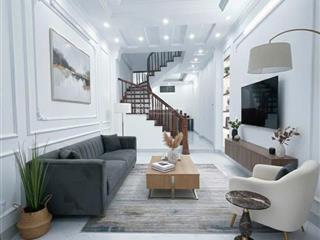 Hoàng mai, ô tô đỗ cửa,ngõ thông kinh doanh, lô góc, dân xây chắc chắn, đủ nội thất,45m2x5 tầng