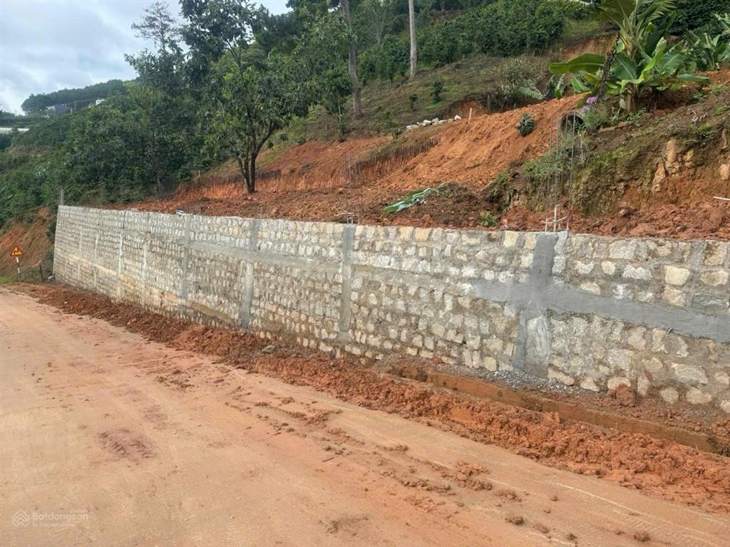 Bán lô đất mặt tiền 35m, mặt bằng đẹp sát ql20, cách hồ xuân hương 25p