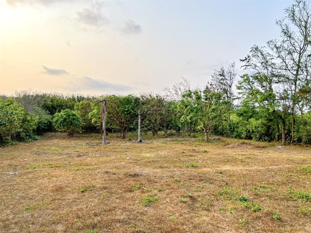 Bán lô đất 2.400m2 đảo phú quý bán lô đất sổ đỏ, 2 mặt tiền