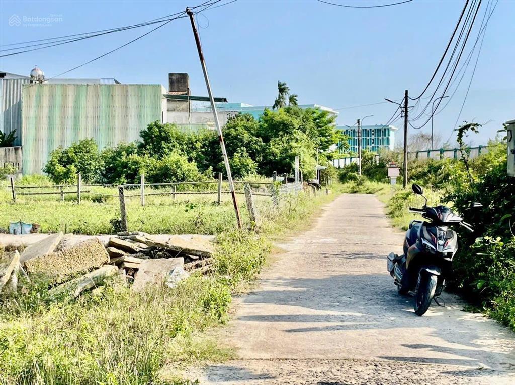 Lô đất ngang 6m kiệt mai đăng chơn sát bên hông cao đẳng nghề đà nẵng chỉ 2,35 tỷ