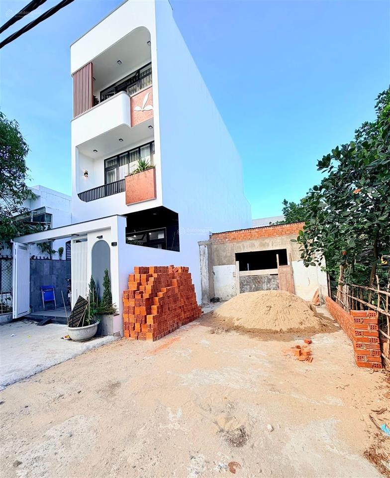 Mặt tiền kinh doanh đường bình kỳ phường hoà quý ngũ hành sơn, đối diện vinmart, kinh doanh tốt