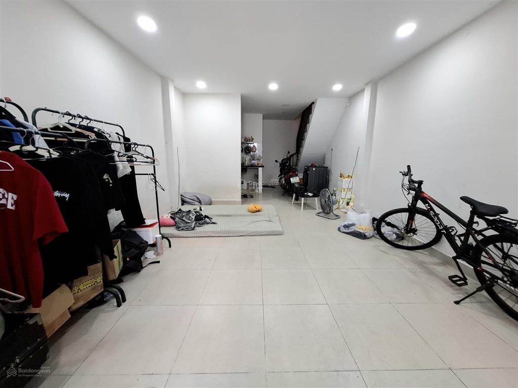 Quận 10 ngô quyền nhà đẹp 32m2 4x8m 2 tầng 2pn nhà đẹp có dòng tiền chỉ 6tỷ2 tl