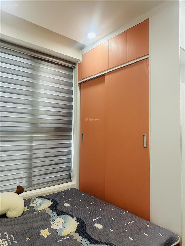 Bán căn hộ đẹp bcons green view  2,28 tỷ, 52 m2, full nội thấtview đông nam