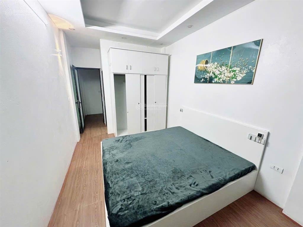 Nhà 5 tầng phố nam dư chỉ nhỉnh 5 tỷ ace phải nhanh chân dt28m2 mt3m nhà 5 tầng khubg cột bê tông