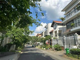 Khuôn đất đẹp 10x20m đường nguyễn văn hưởng thảo điền xd hầm 3 tầng giá bán 65 tỷ