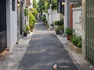 Bán nhà 2 mặt tiền 45m2 giá 6,8 tỷ 3 tầng đường hoàng hoa thám  q. bình thạnh