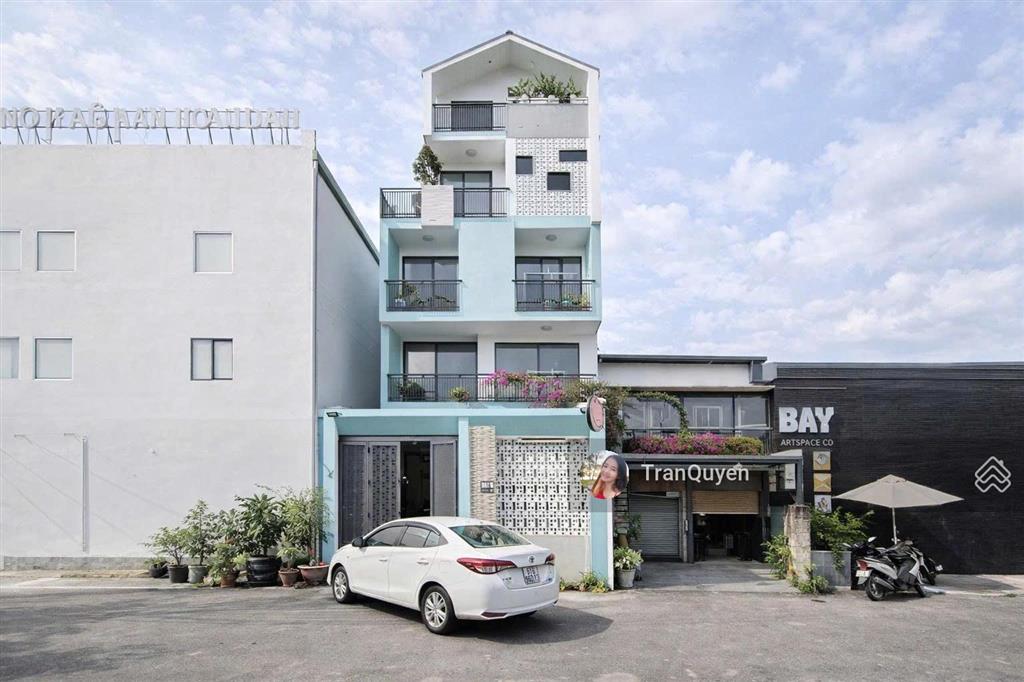 Siêu vị trí đường trần não  dt 8,4x18m  giá 25,5 tỷ  xây dựng hầm 5 tầng