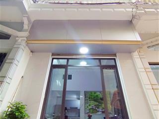 Bán nhà 3 tầng ngô gia tự  ngõ rộng 3.5m  ngay vòng xuyến cầu rào