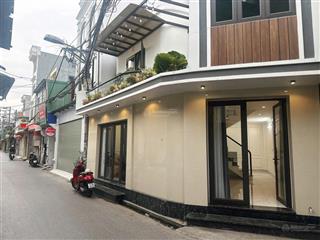 Nhà mới xây độc lập có ban công siêu thoáng ,  ô tô qua lại tuyến 2 hoàng minh thảo