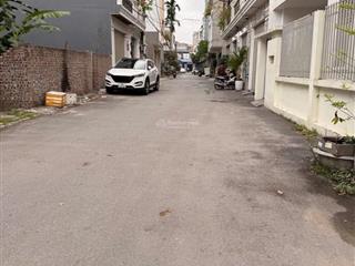 Hàng hiếm  lô đất 2 mặt đường khu phân lô đẹp  bùi thị tự nhiên