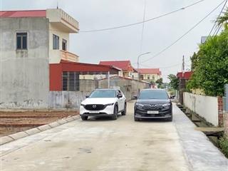 Chính chủ bán lô đất gần kcn cẩm văn. ô tô đỗ cửa. 680 triệu