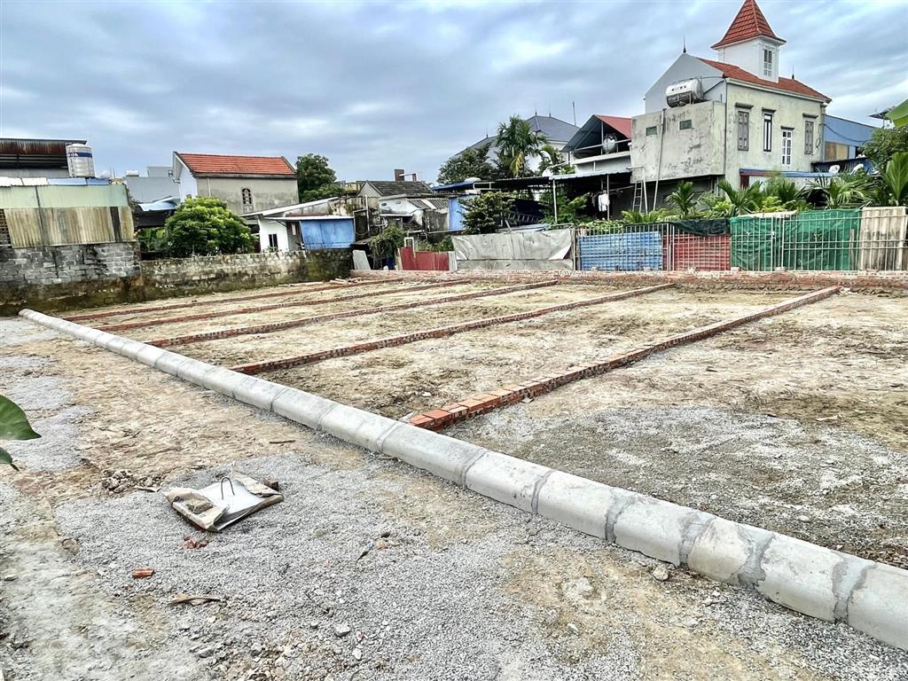 Đất ở đô thị, ô tô đỗ cửa, gần khu công nghiệp, gần đường qh 36m, giá chỉ 495 triệu