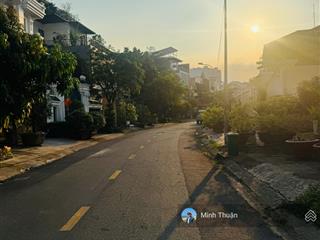 Hàng hiếm ! đất ven sông trần não ! mặt tiền 14 x 12m  168m2  xây h4t  bảo vệ 24/7  giá 27 tỷ