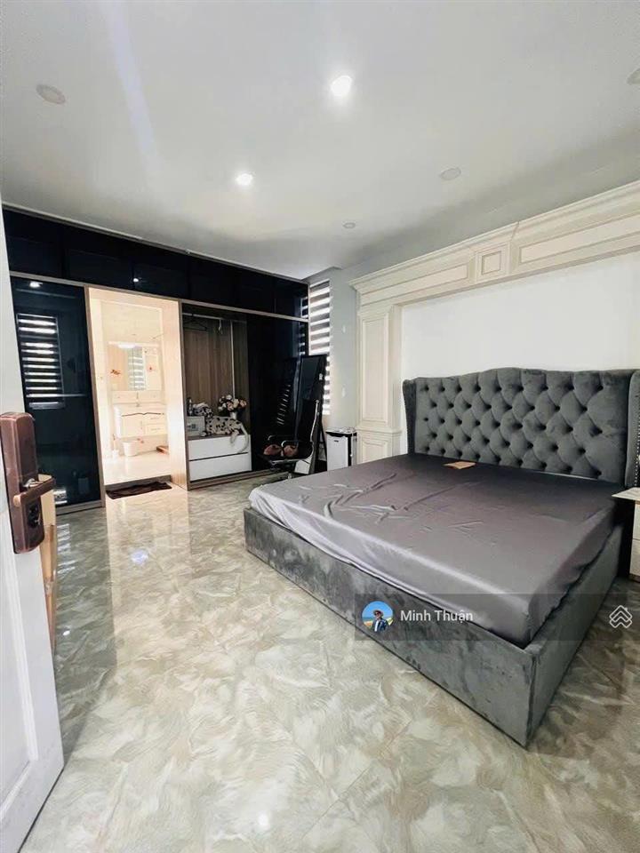 Chủ gửi bán căn nhà đẹp nhất  kdc gia hòa hầm 3 tầng  15 x 20m full nt view cv  giá chỉ 35 tỷ