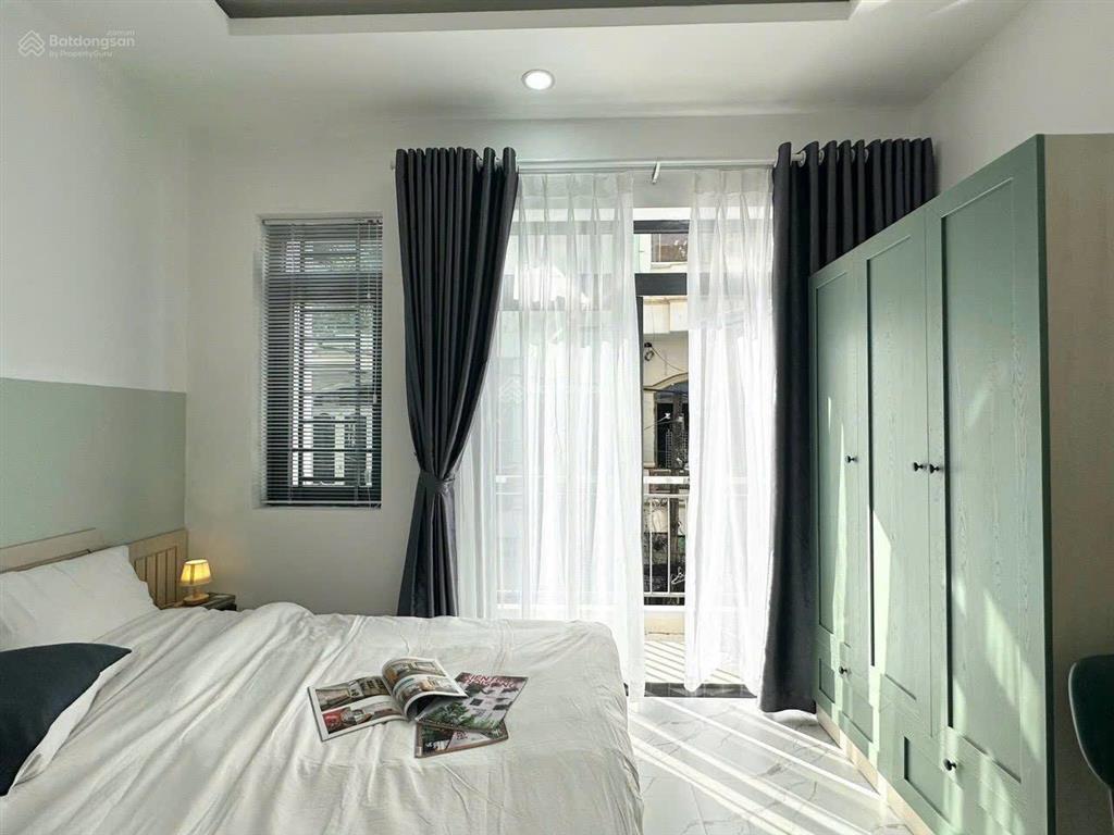 Căn hộ cao cấp, ngay etown cộng hòa, full nội thất, giá cả hợp lý