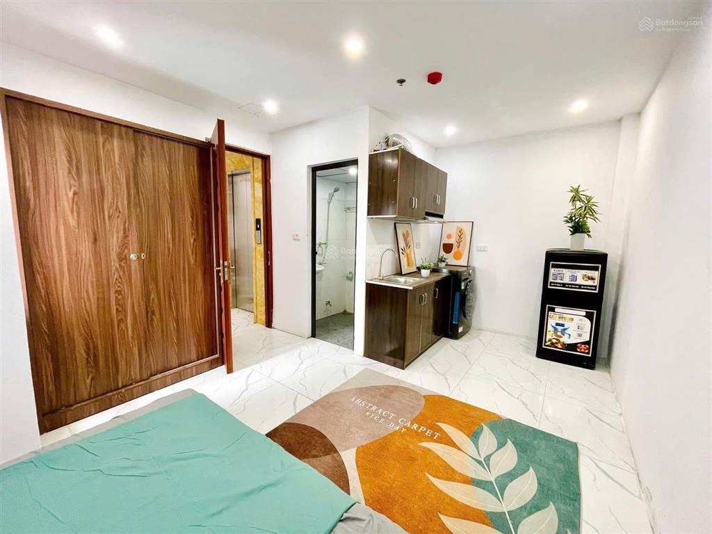 Bán nhanh căn hộ dòng tiền 60m2 7 tầng thang máy, ôtô đỗ cửa 17 phòng khép kín giá 14 tỷ