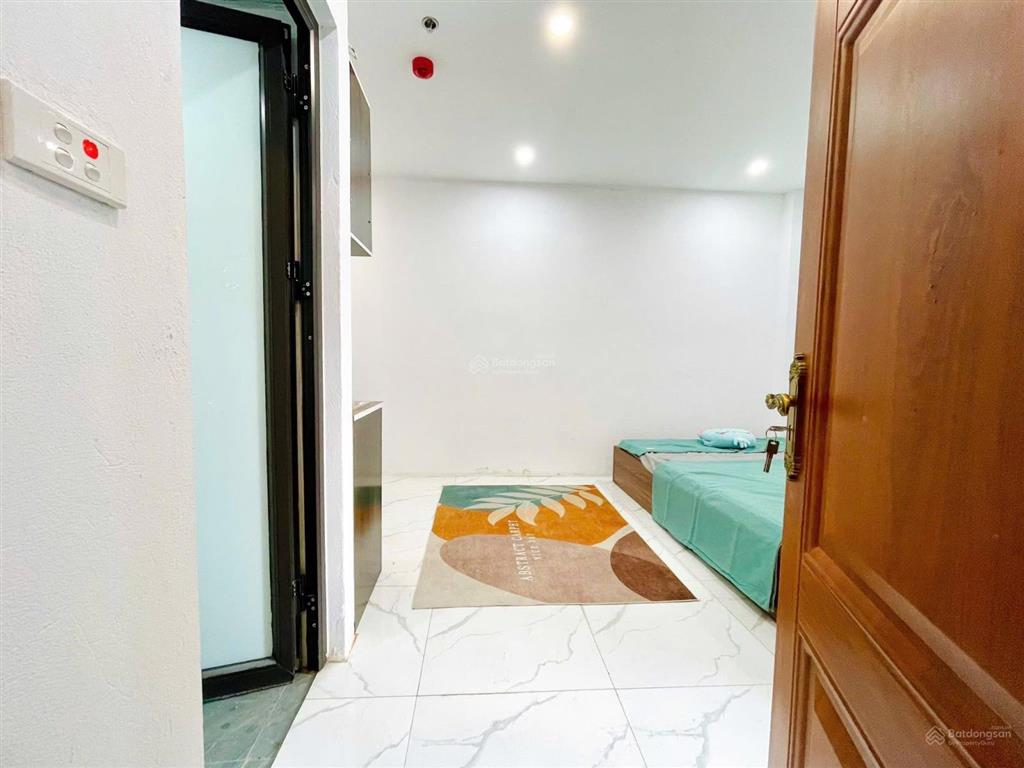 Bán nhanh căn hộ dòng tiền 60m2 7 tầng thang máy, ôtô đỗ cửa 17 phòng khép kín giá 14 tỷ