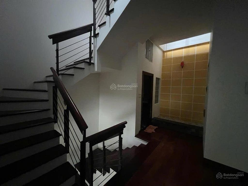 Sốc giảm 2 tỷ! biệt thự mỹ đình dt 100m2, mt 8m nguyễn cơ thạch chỉ còn hơn 30 tỷ