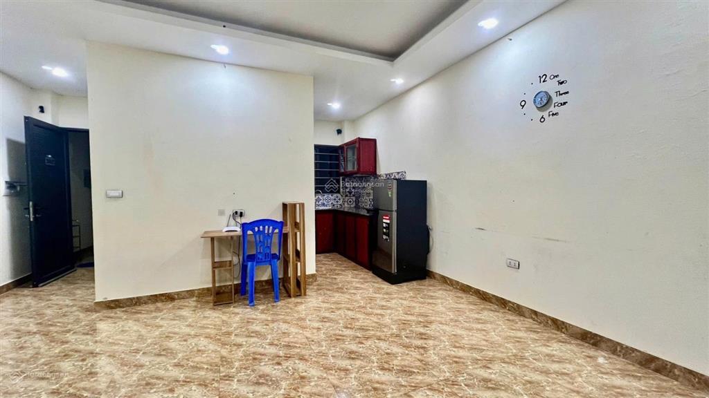 Pass phòng 1n1k ở gần nguyễn khánh toàn có máy giặt riêng, ba gác đỗ cửa