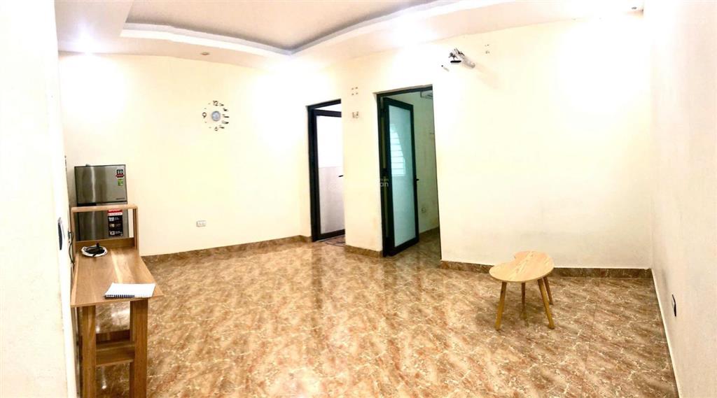 Pass phòng 1n1k ở gần nguyễn khánh toàn có máy giặt riêng, ba gác đỗ cửa