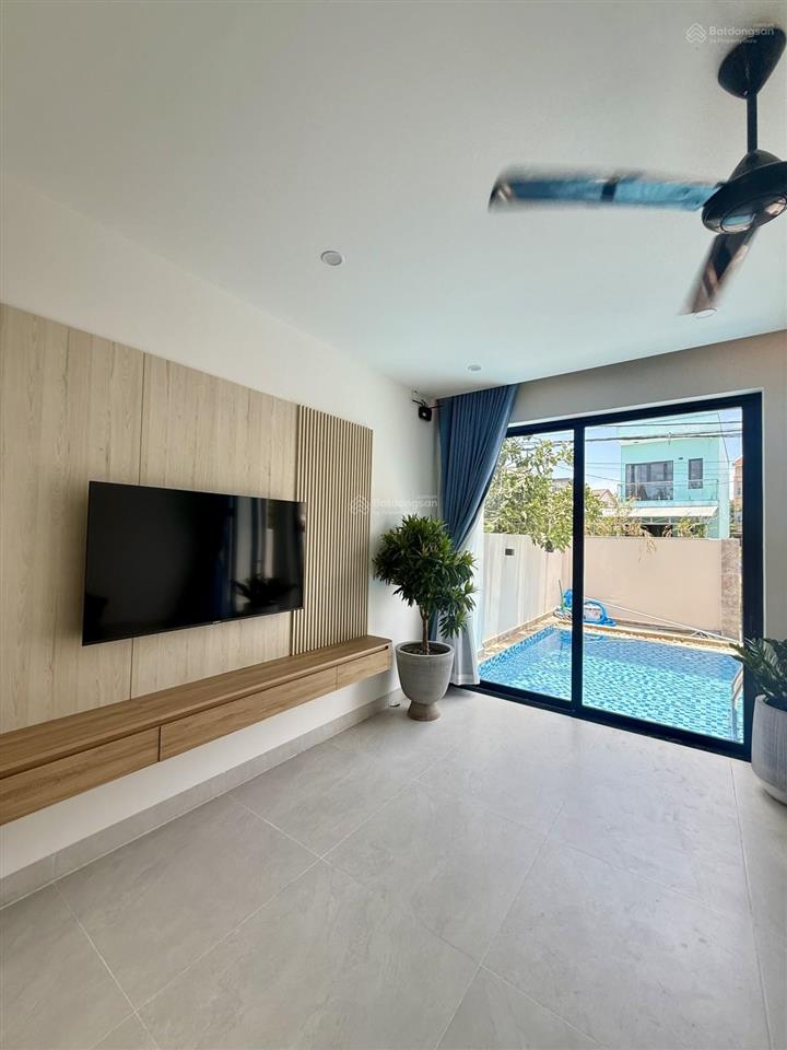 Bán villa mặt tiền lê thánh tông hội an, có hồ bơi, 3pn full nội thất sẵn dòng tiền đỉnh 30tr/th