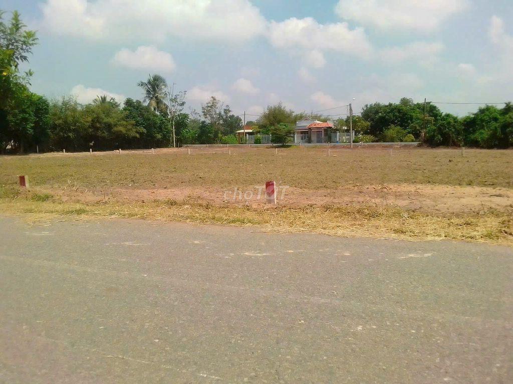 1 TỶ 1/ 774M2. MẶT TIỀN NGUYỄN THỊ THẠO. CỦ CHI. GẦN KCN TÂY BẮC, SHR