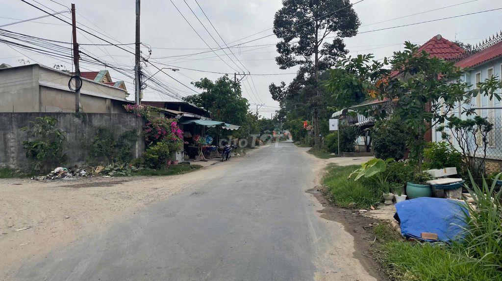 550 TRIỆU LÔ ĐẤT ĐẸP NỞ HẬU NGAY KCN TRẢNG BÀNG. SỔ HỒNG RIÊNG